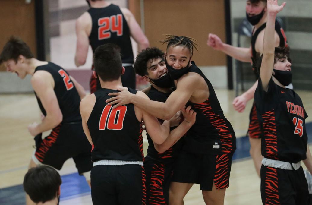 Cam McCorkle's late 3-pointers send Verona to upset of Waunakee in boys basketball regional Cam McCorkle's late 3-pointers send Verona to upset of Waunakee in boys basketball regional