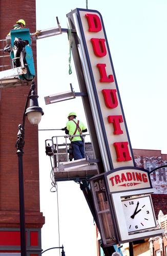 Duluth Trading Co. opens amid screaming chain saws, clouds of sawdust