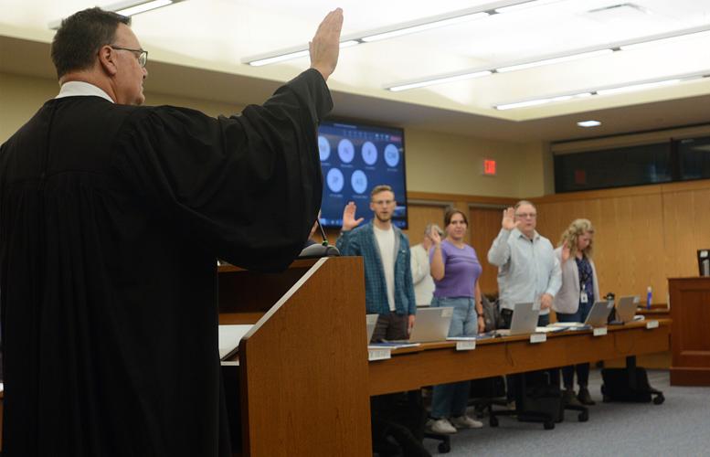 New La Crosse County Board is sworn in