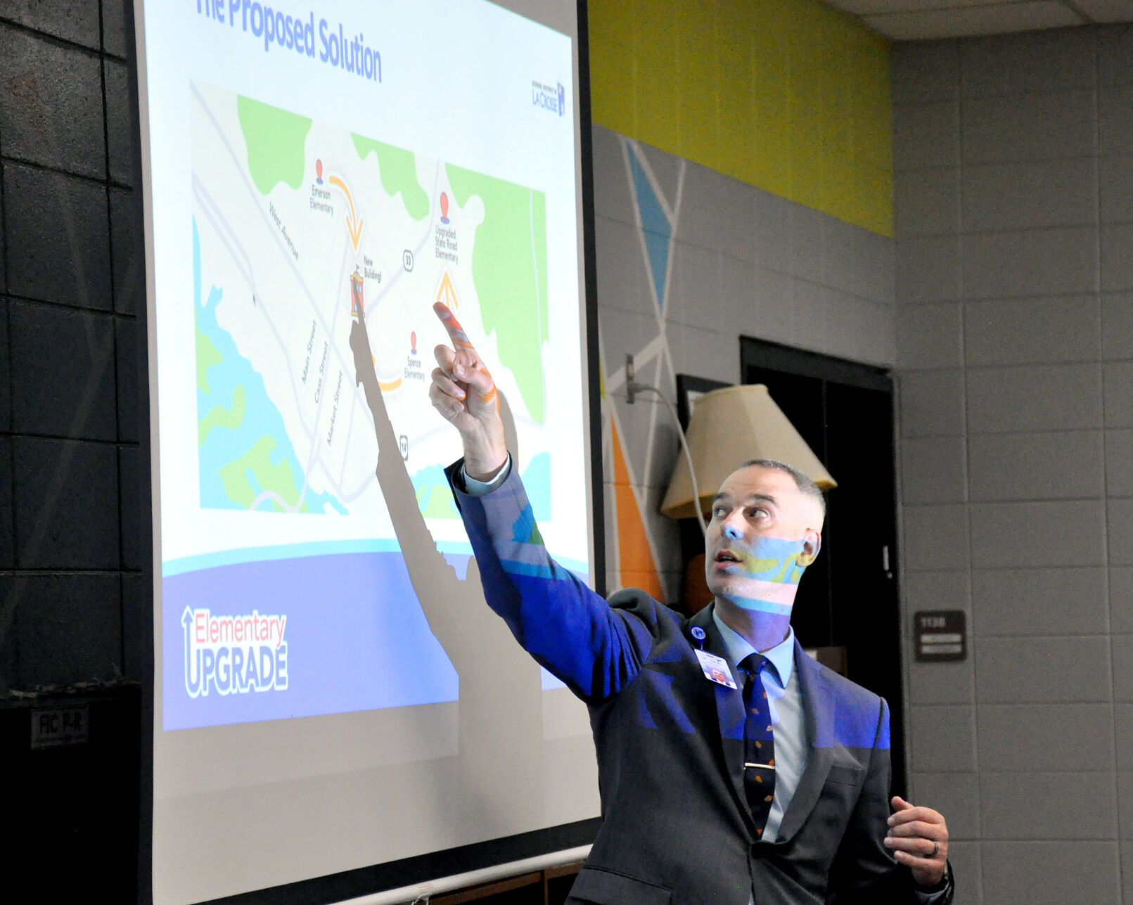 Referendum to close Hintgen Elementary School discussed