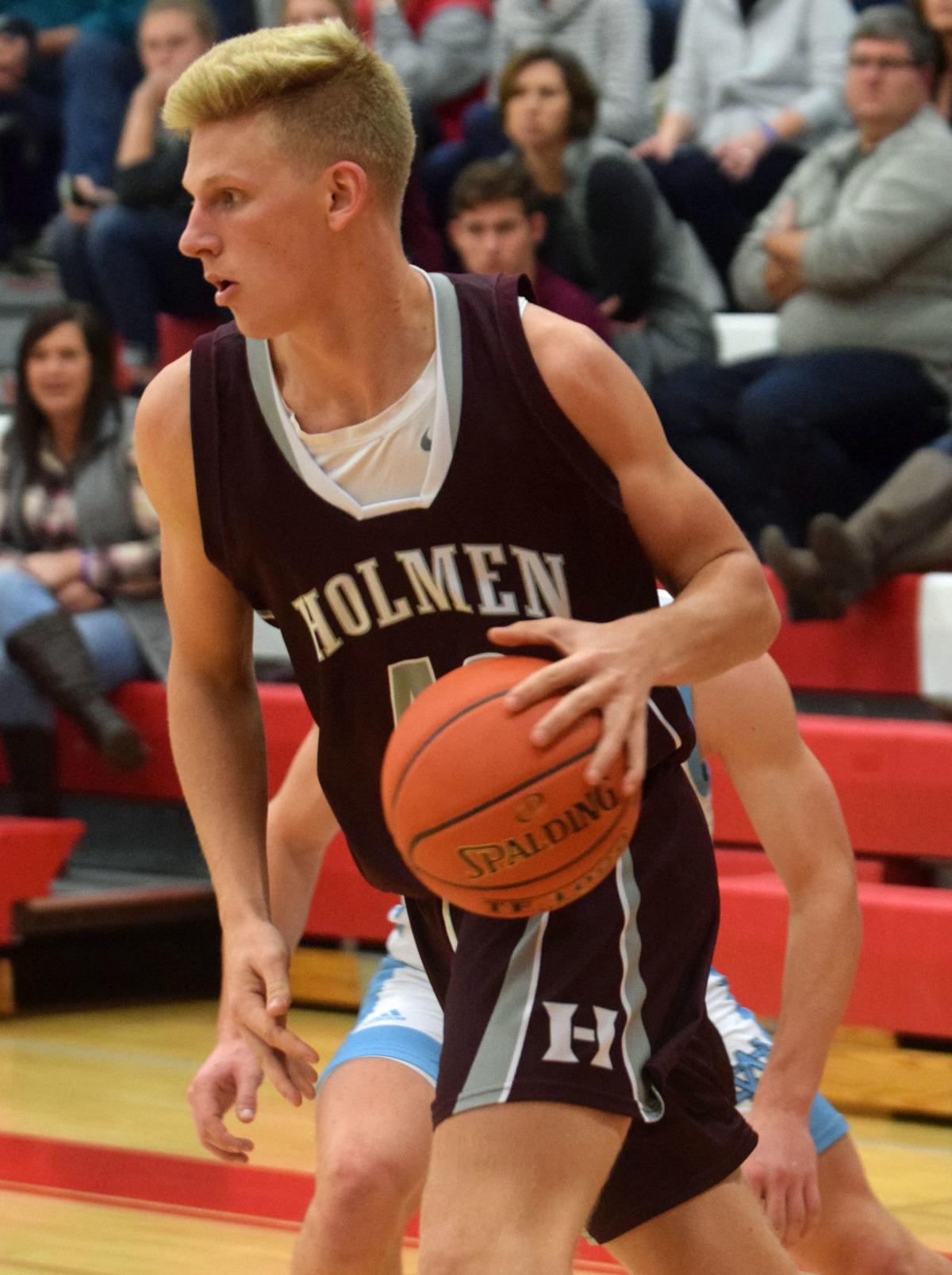 High School Basketball Holmen Boys Tipped By Wisconsin Dells