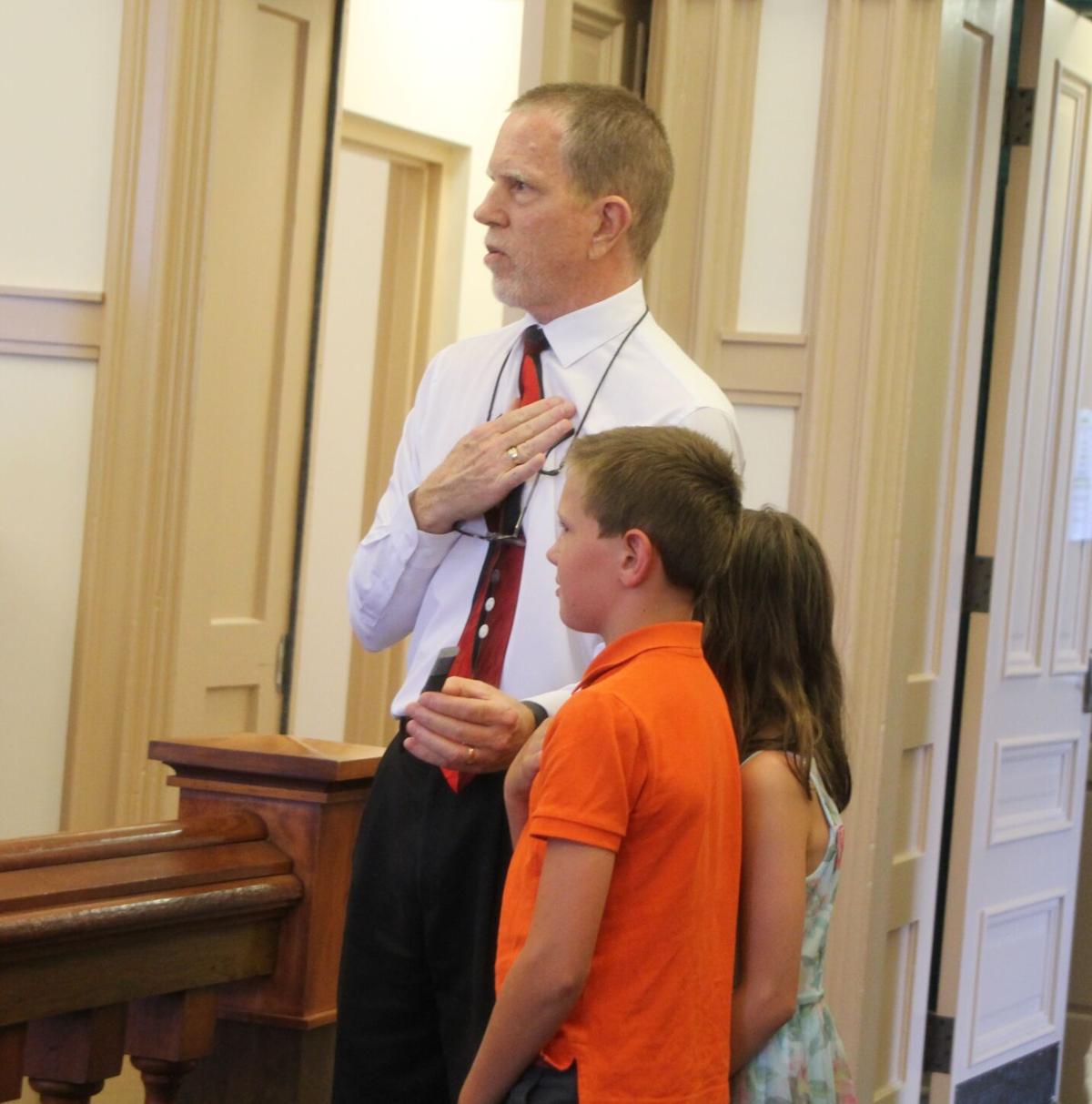 Timothy Gaskell sworn in as Vernon County Circuit Court judge