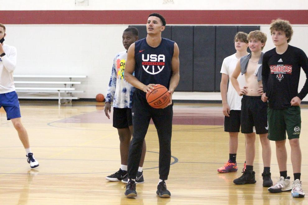 Wisconsin basketball La Crosse Central grad Jordan Davis