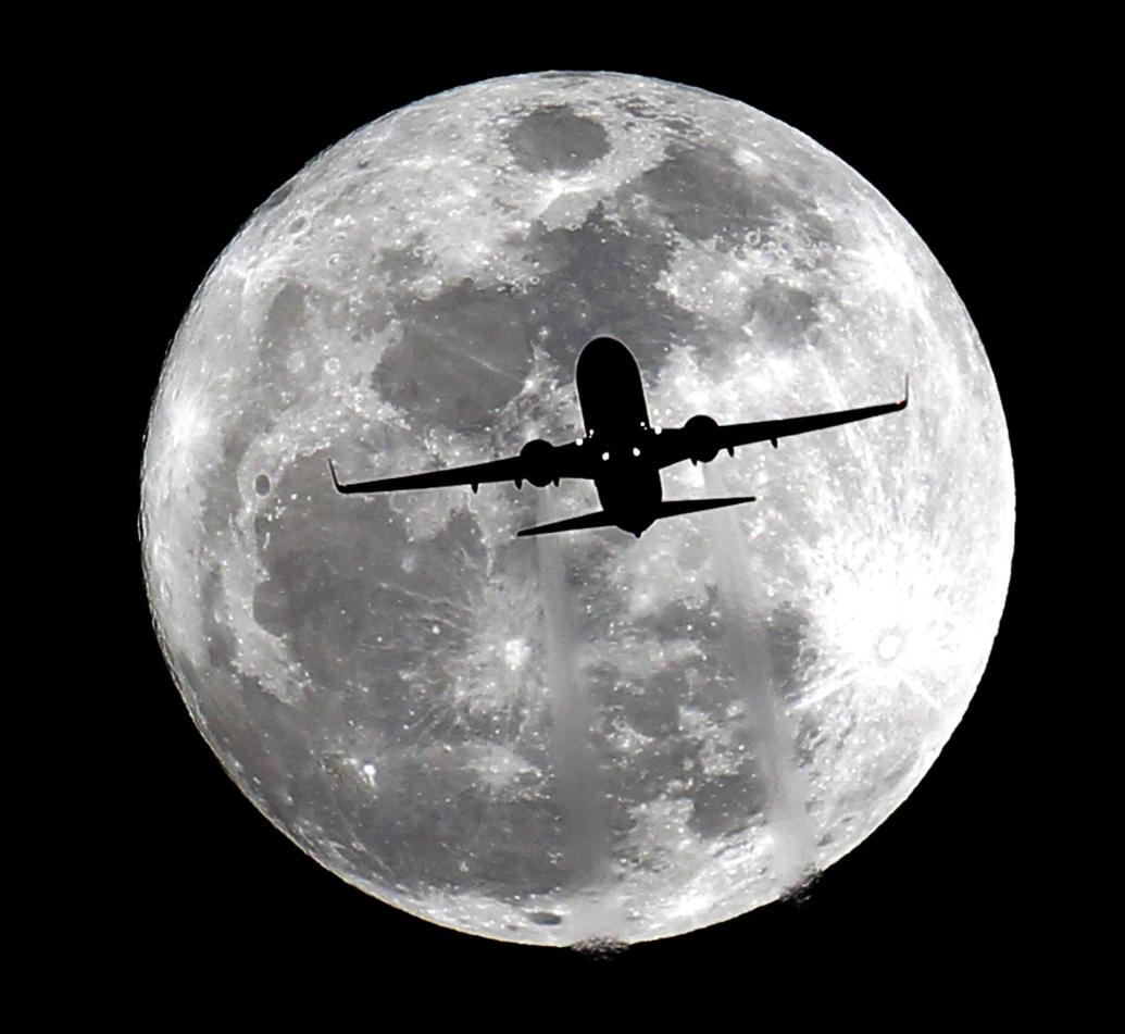 Taurid meteor showers with fireballs set to peak Tuesday