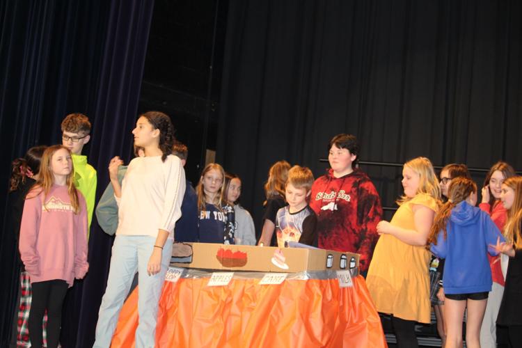 Viroqua Middle School students to stage 'Hot Lunch' play