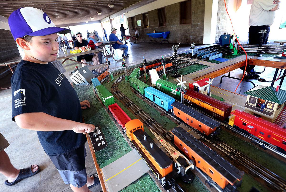 Rail Fair in La Crosse gets the memories flowing and the collectors