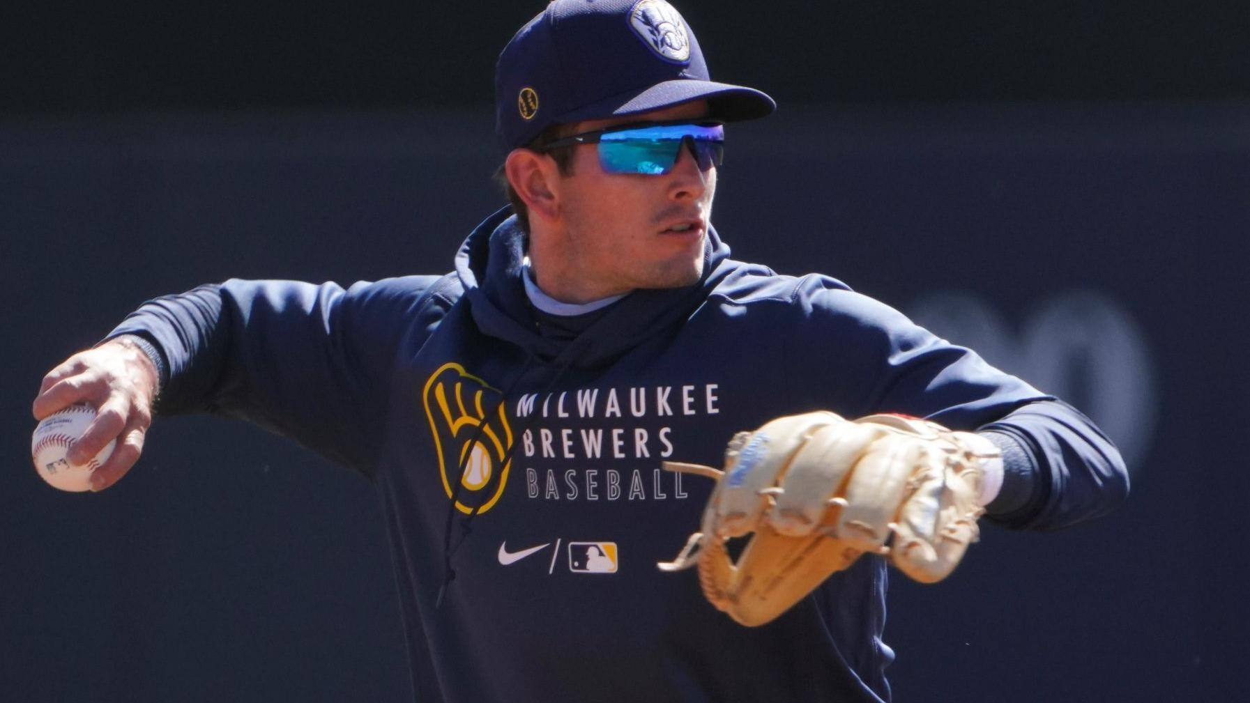 Jack Of All Trades Daniel Robertson Seeks Roster Spot With Brewers Baseball Lacrossetribune Com