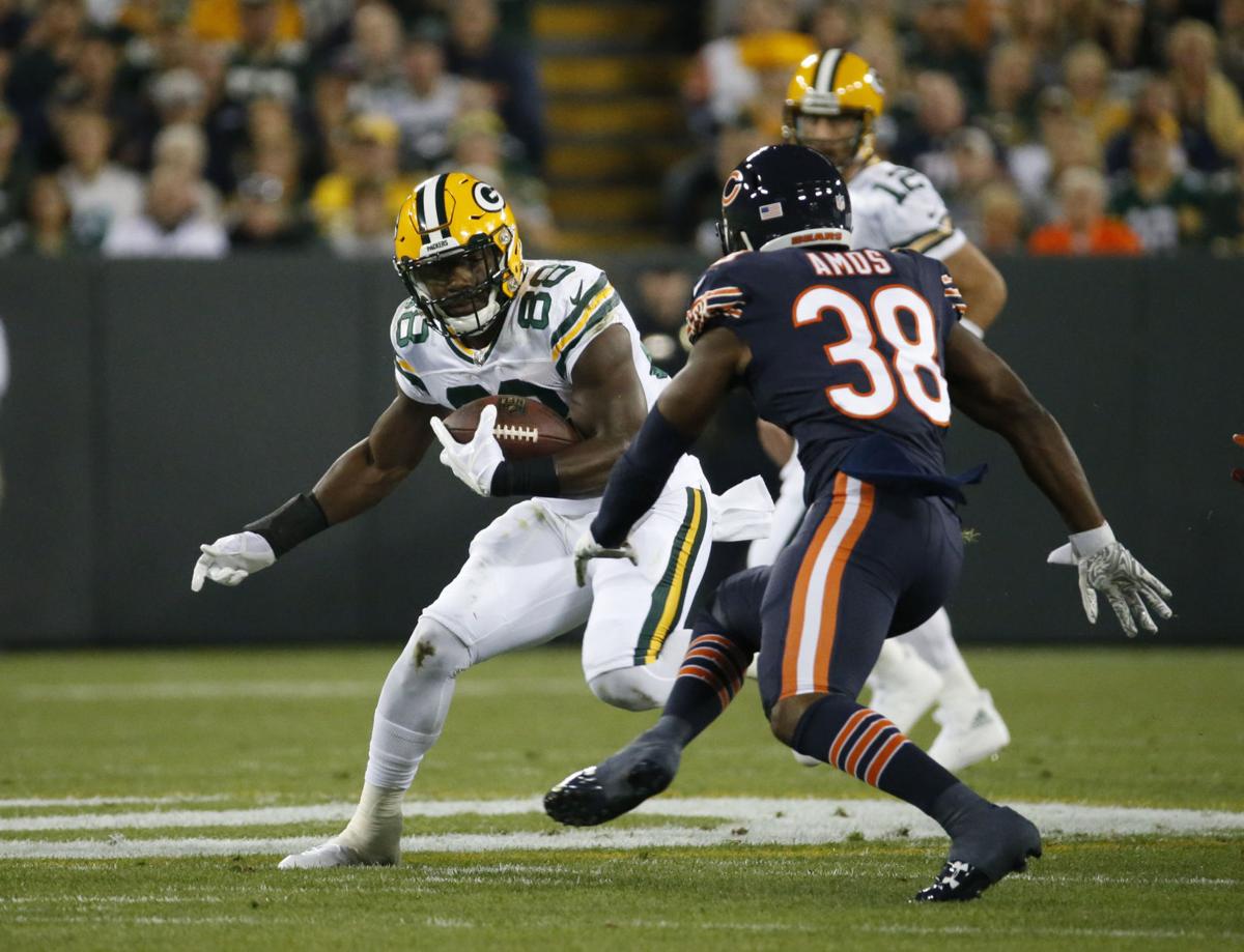 Green Bay Packers dominate Bears at rainy Lambeau Field