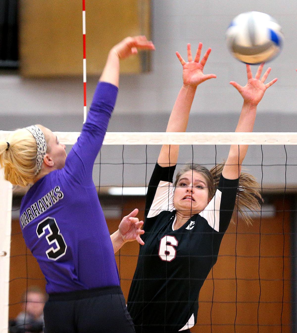 UWLa Crosse volleyball Eagles clinch share of title, tournament No. 1