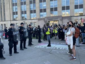 Police begin dismantling pro-Palestinian encampment at UW-Madison; multiple arrests underway