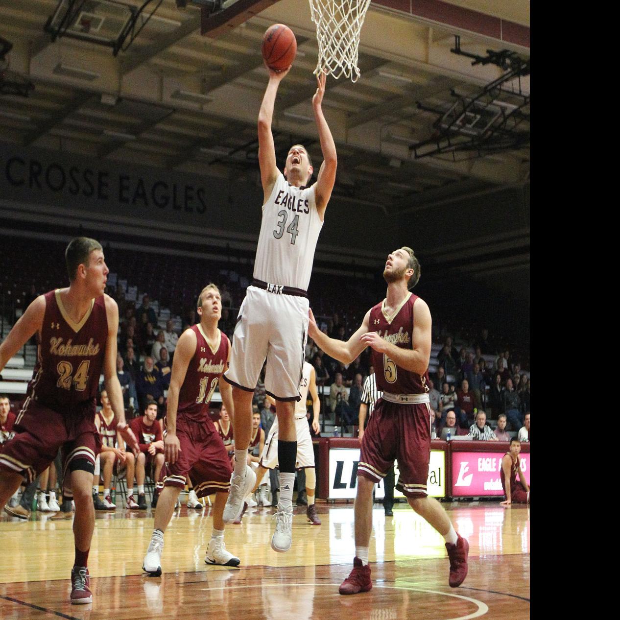 Men S Basketball Meinholz Eagles Topple Coe College Sports