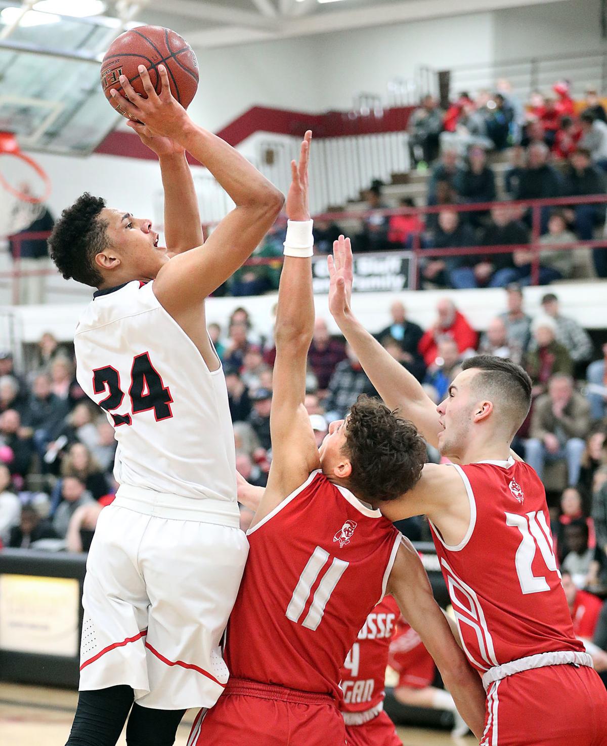 High school basketball Secondplace La Crosse Central takes care of