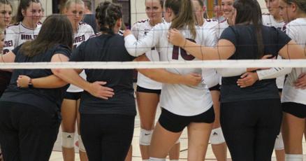 High school sports roundup Holmen vs La Crosse Aquinas volleyball battle highlights big night High school sports roundup Holmen vs La Crosse Aquinas volleyball battle highlights big night