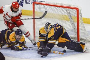 Inches are the difference on great scoring chances in Wisconsin men's hockey's NCAA loss