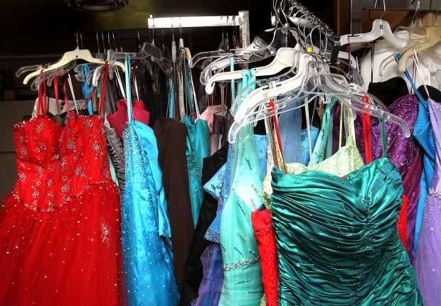 Wisconsin Consignment Prom Dresses