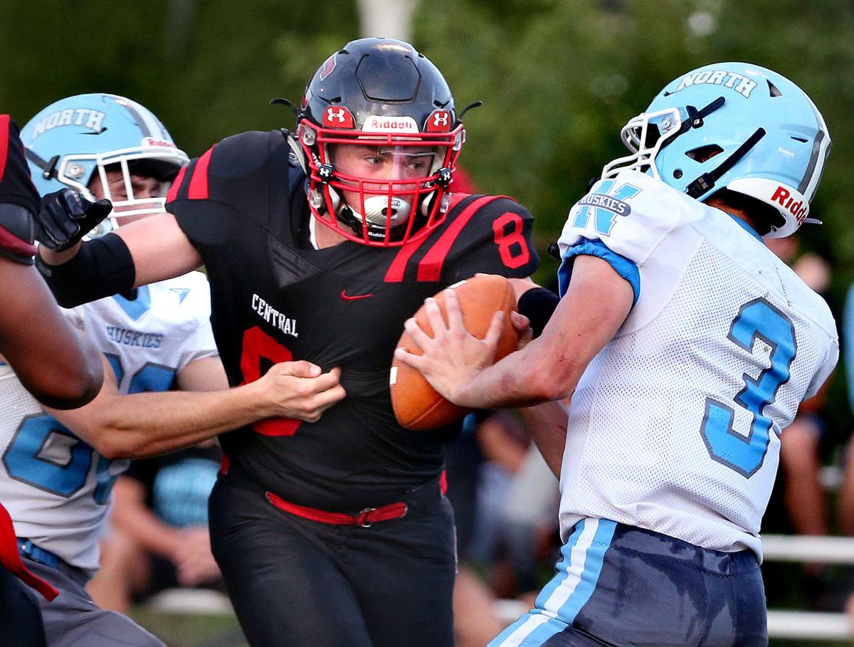 High School Football Eau Claire Memorial Comes Back To Haunt La