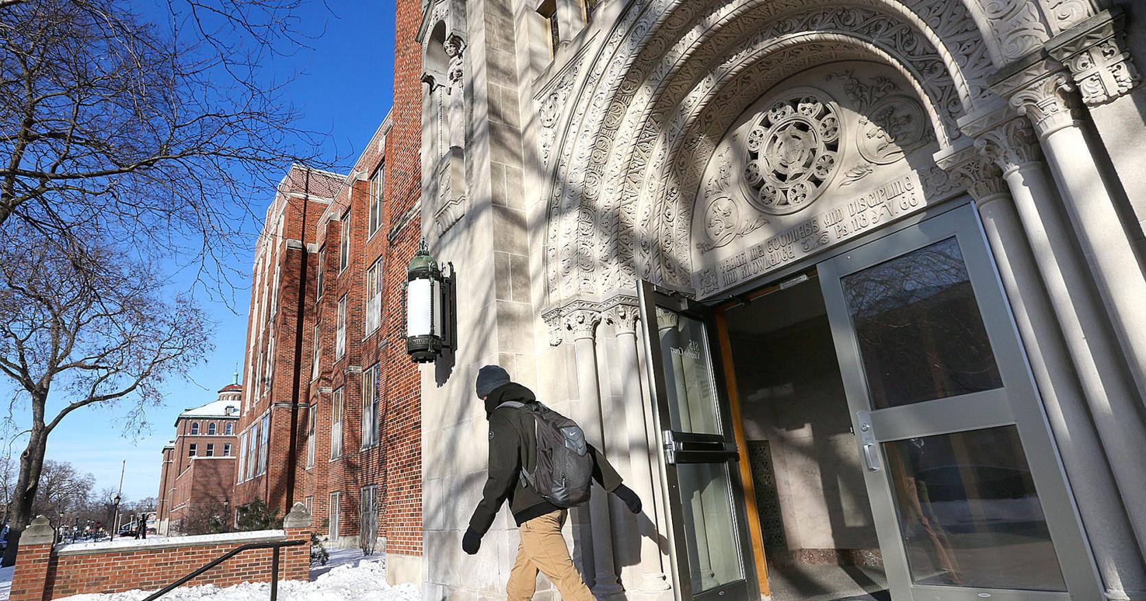 Viterbo plans spring commencement May 11 at La Crosse Center - Vimarsana News