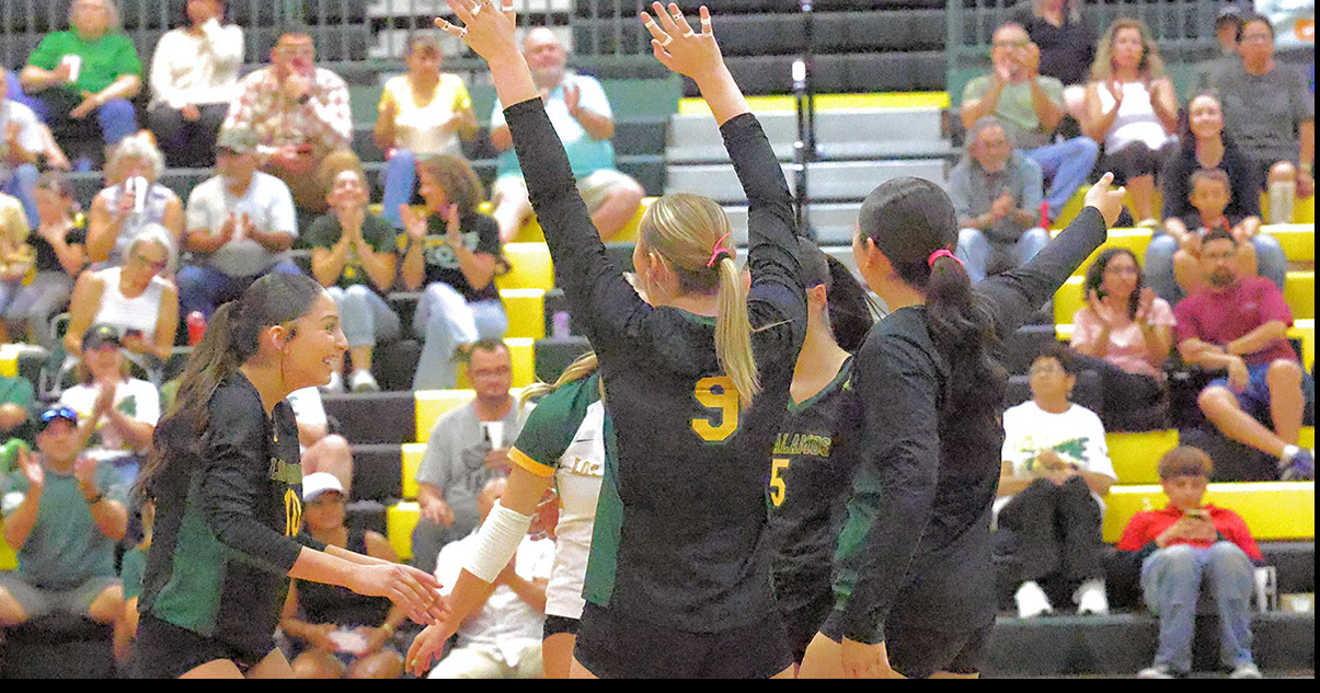 Topper Volleyball Falls To Academy 0-3