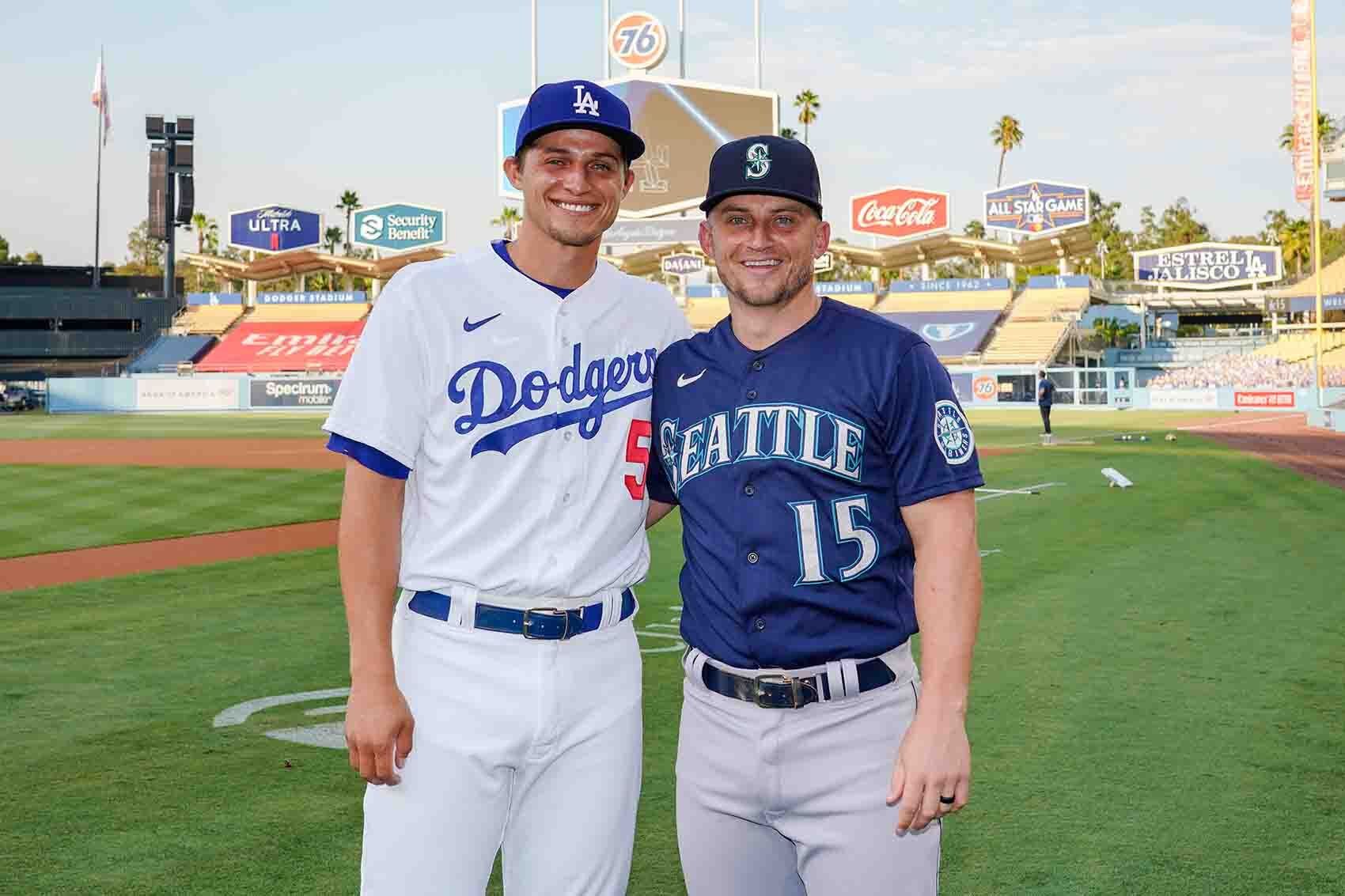 Corey and Kyle Seager reunited on field 