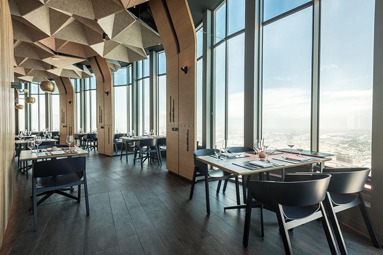 71Above Opens At the Top of U.S. Bank Tower | Restaurants ...