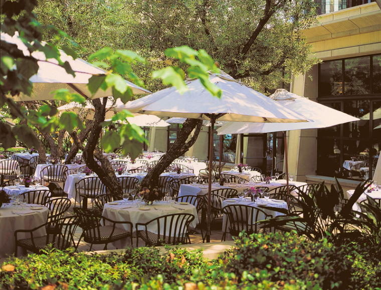 A Landmark Departs Cafe Pinot Closes Restaurants Ladowntownnews Com