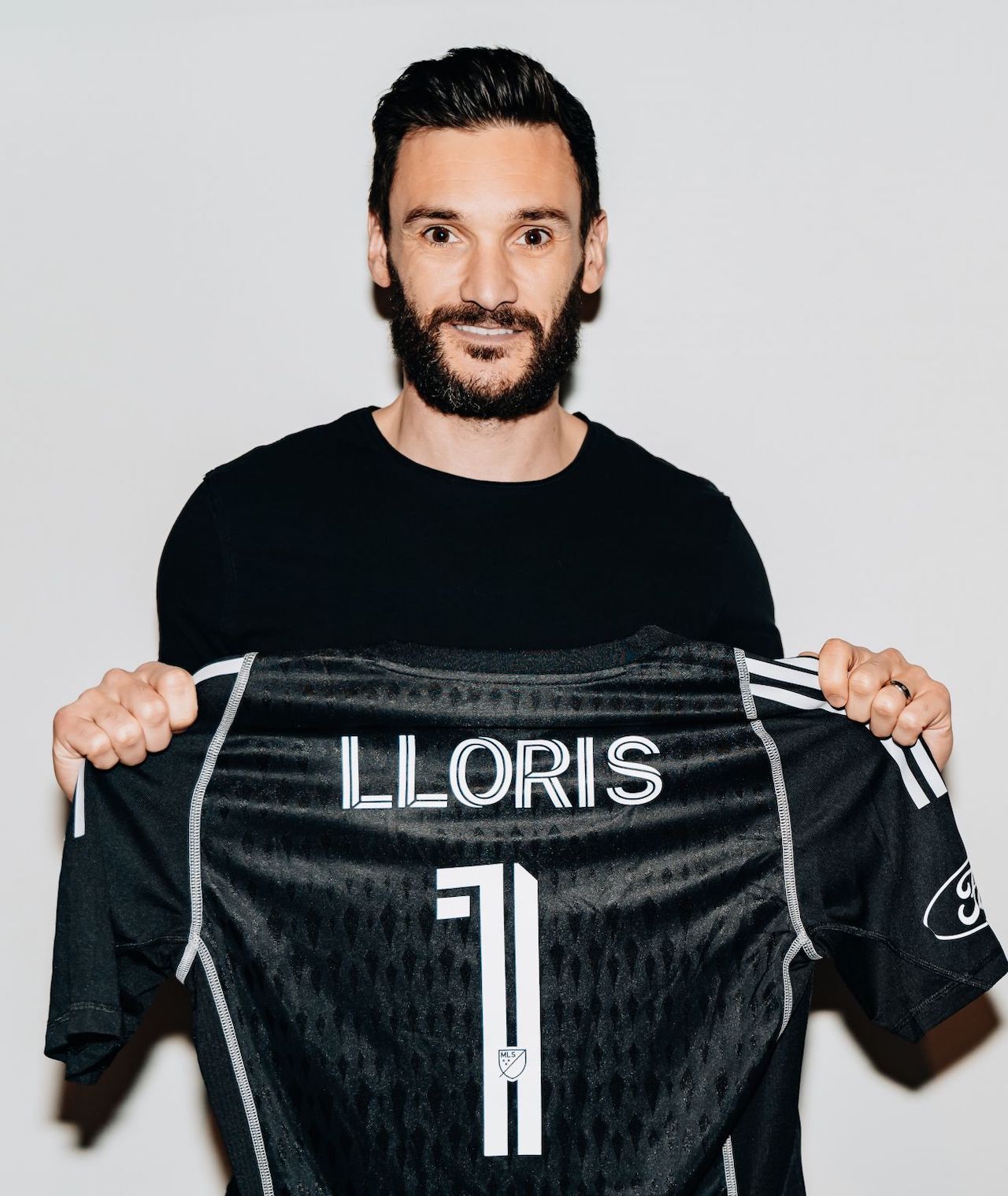 Hugo lloris best sale jersey number