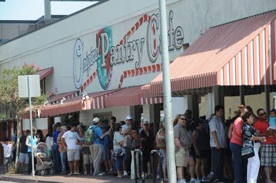 Pantry Cafe Wants Your Waiting In Line Story News