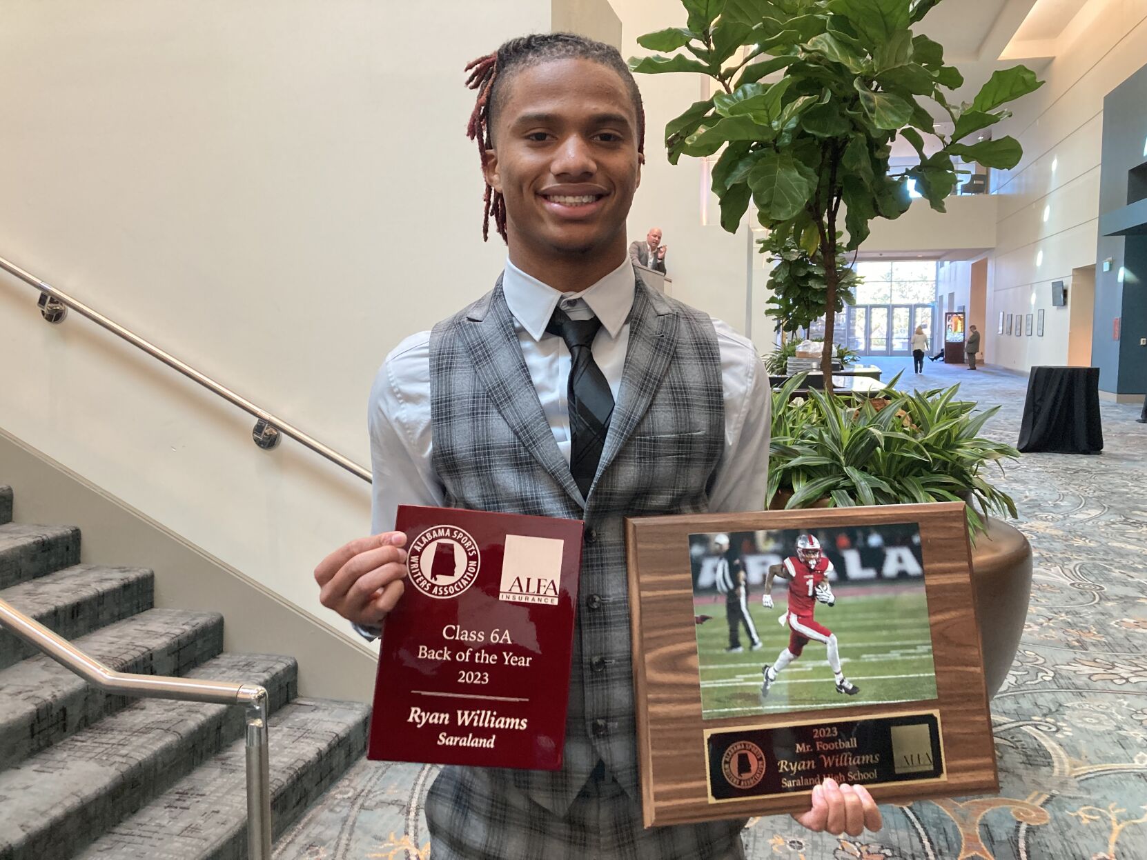 Saraland Wide Receiver Ryan Williams Wins Back-To-Back Mr. Football Awards