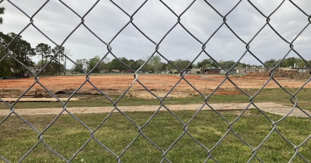 Five new MCPSS football stadiums won’t be ready for 2022 season Local