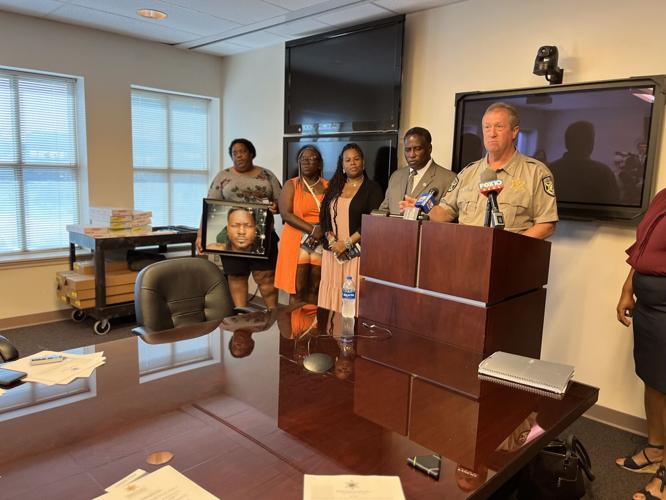 Residents confront Prichard mayor during sheriff's crime presser News