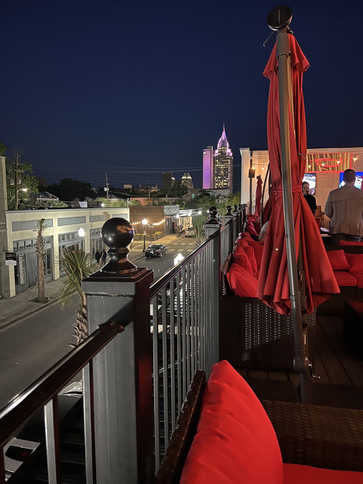 Which downtown rooftop bar is right for you? Cuisine