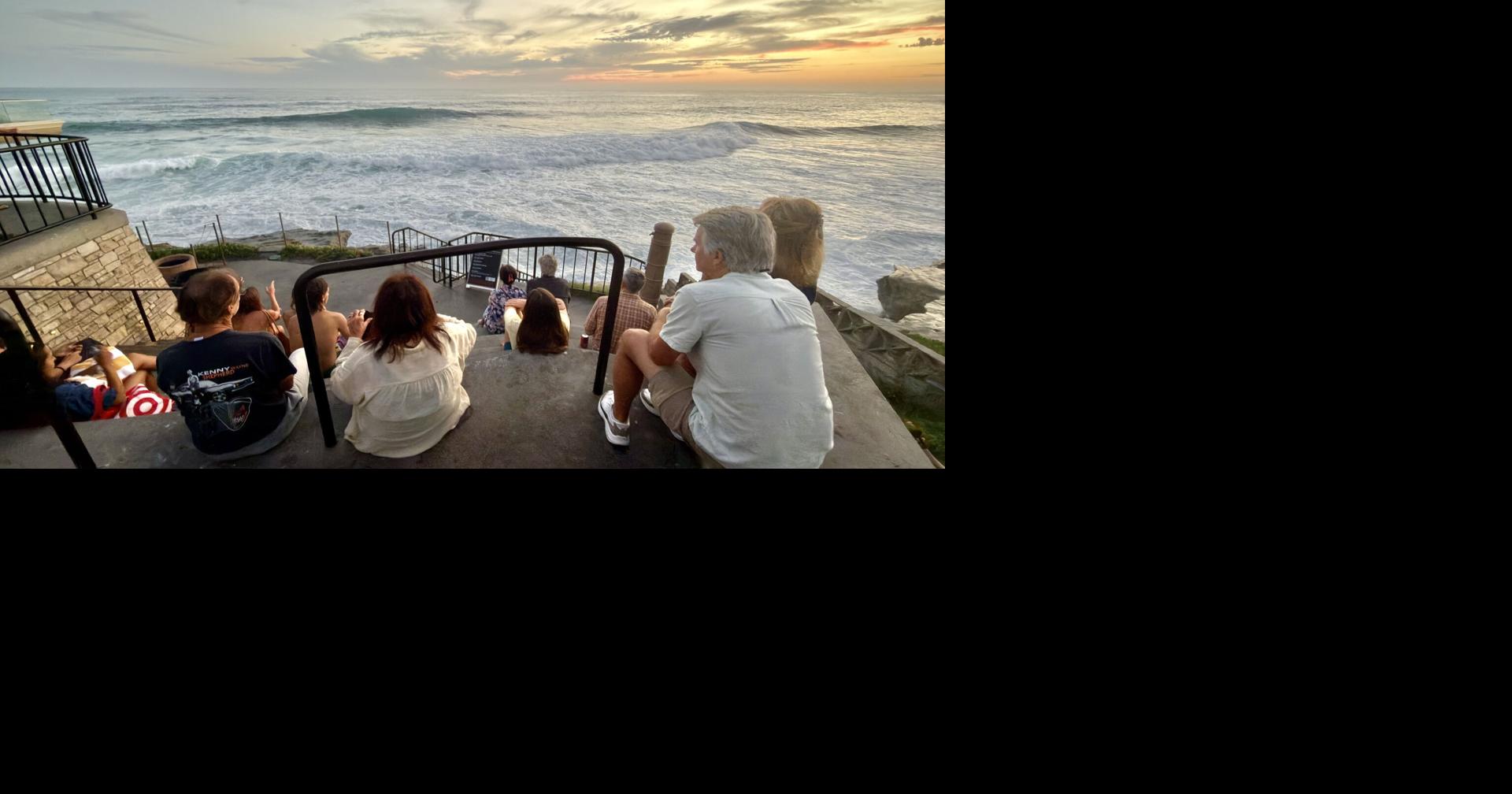 Slide Show: Front Row for Laguna Swells