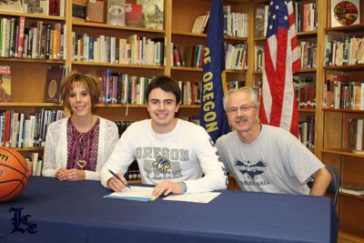 Lhs Basketball Star Signs With Oit Sports Lakecountyexam Com