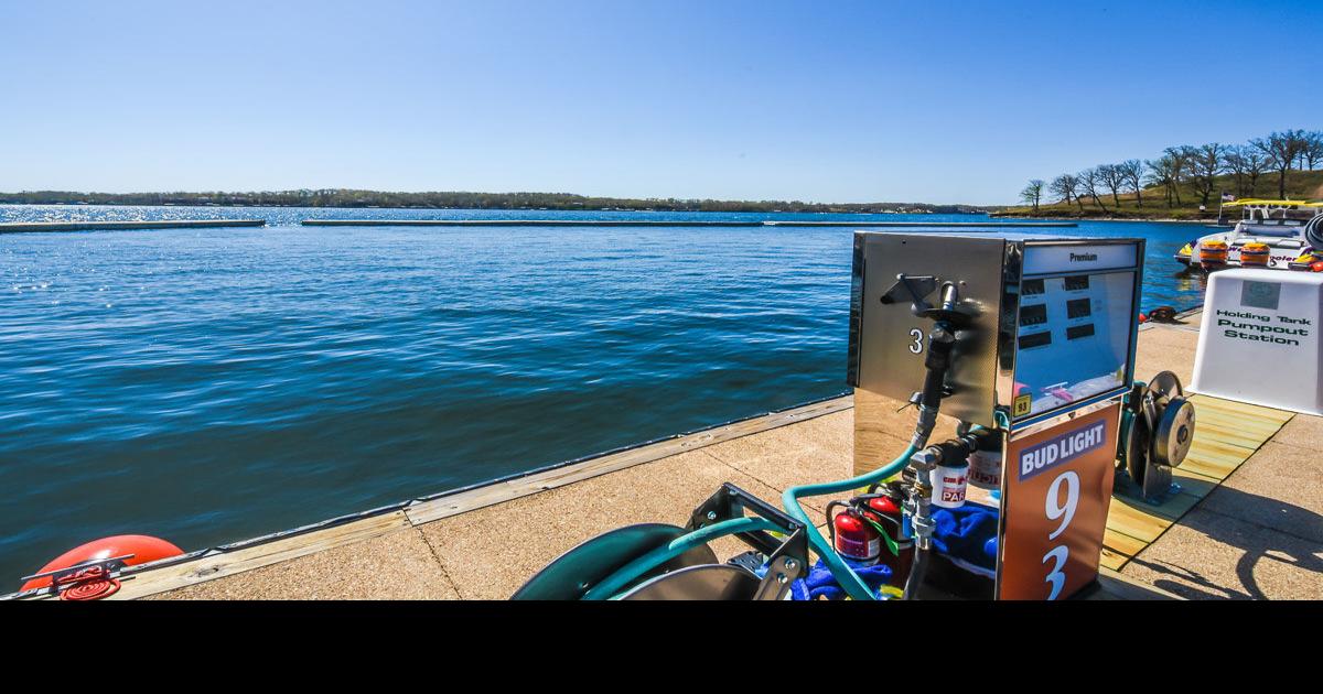 Lake Of The Ozarks Gas Docks Open During The Winter Boater's Guide