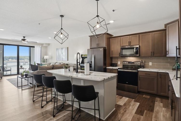 LakeDays Rentals - 4th Level Luxe Topsider (kitchen).jpeg