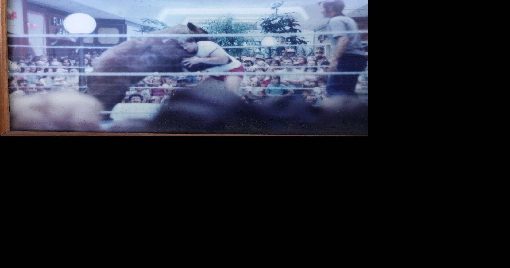 Missouri Bear Wrestling Legend! Lake Of The Ozarks Coach Threw A Famous ...
