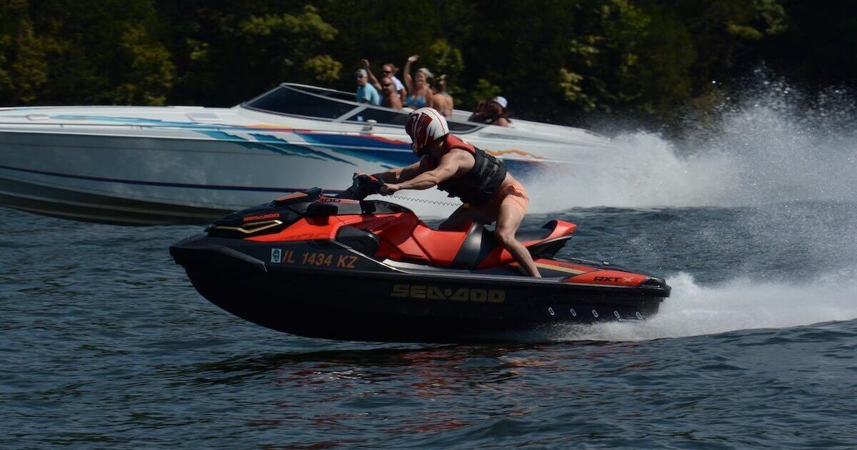 Lake Of The Ozarks Poker Run 2021 We Found Some More Shootout Poker Run Photos, And They're Awesome