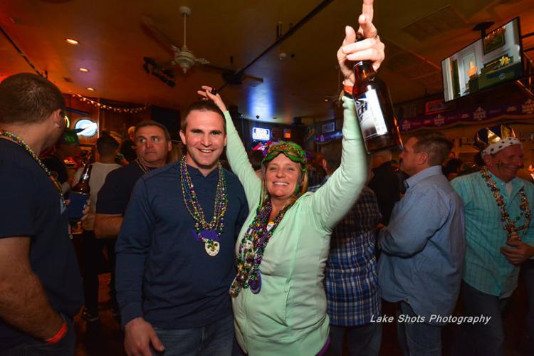 MardiGrasPubCrawl 2017 037.jpg