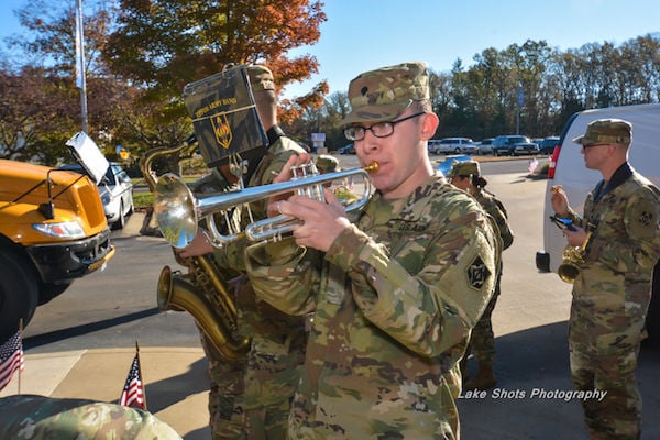 VereransParade 007-2.jpg