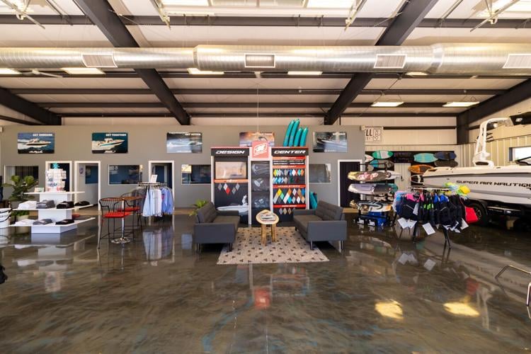 MarineMax-Showroom - Full.jpg