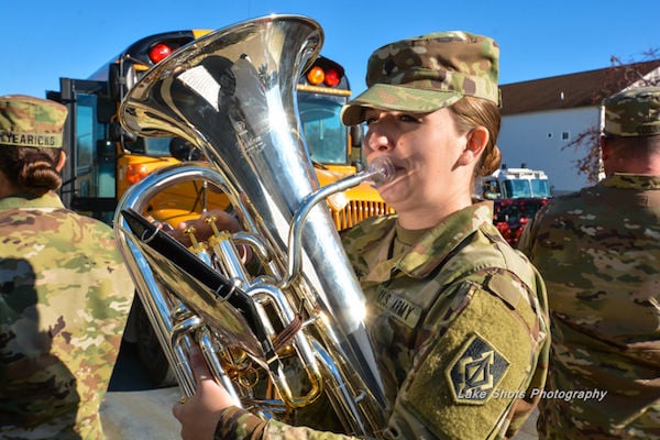 VereransParade 010-2.jpg