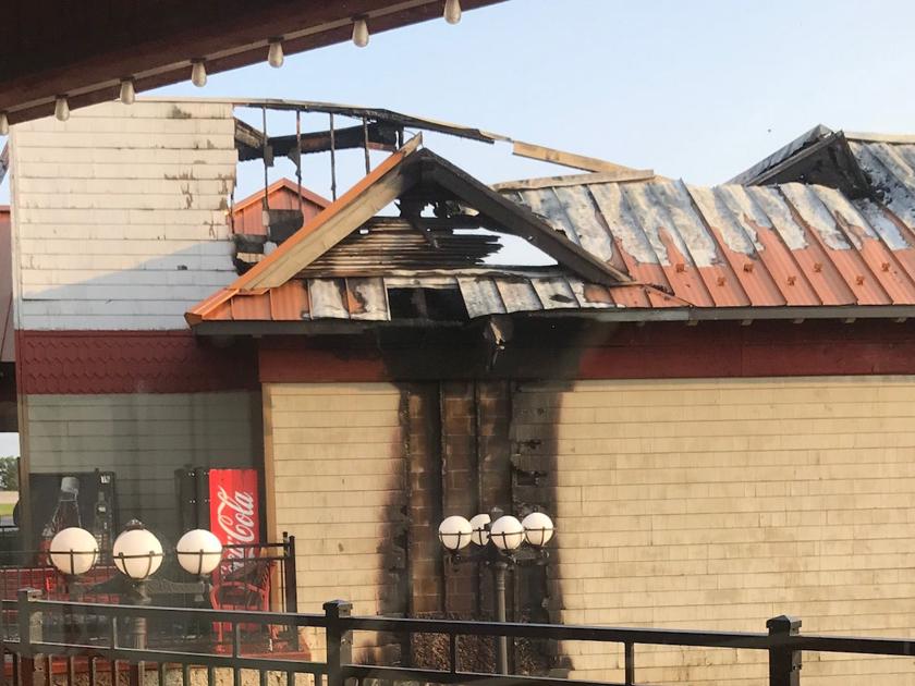 Update Chief Says Outlet Mall Fire Originated In Mulch