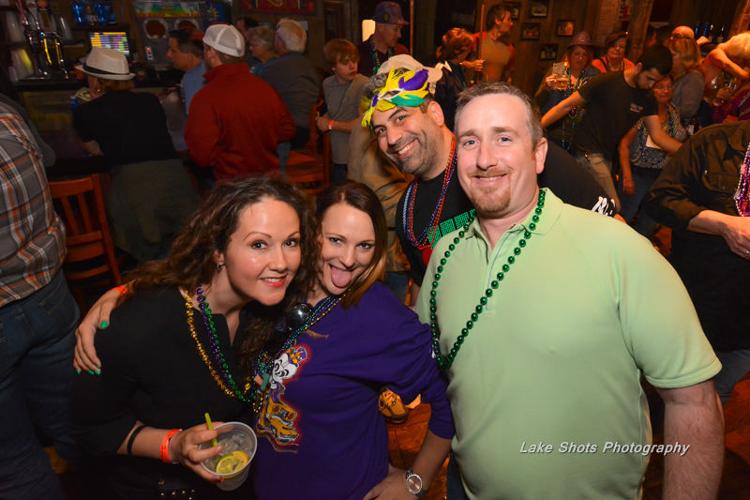 MardiGrasPubCrawl 2017 054.jpg