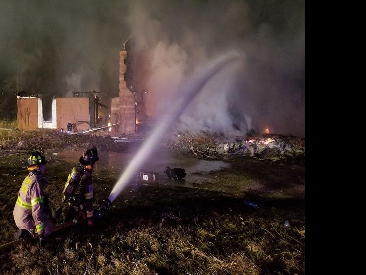 Fire Destroys Large Home At Lake Of The Ozarks [VIDEO] Lake of the