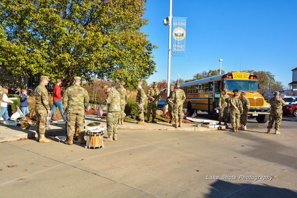 VereransParade 013-2.jpg