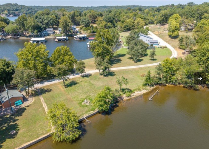 2021 Wilson Bend Rd