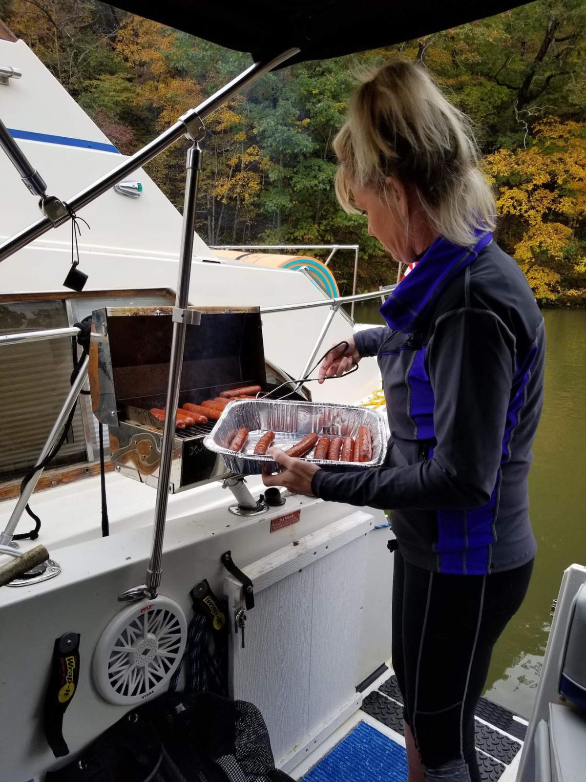 Scuba Divers Clean Up Lake Of The Ozarks 'Skinny Dip Cove' Boating