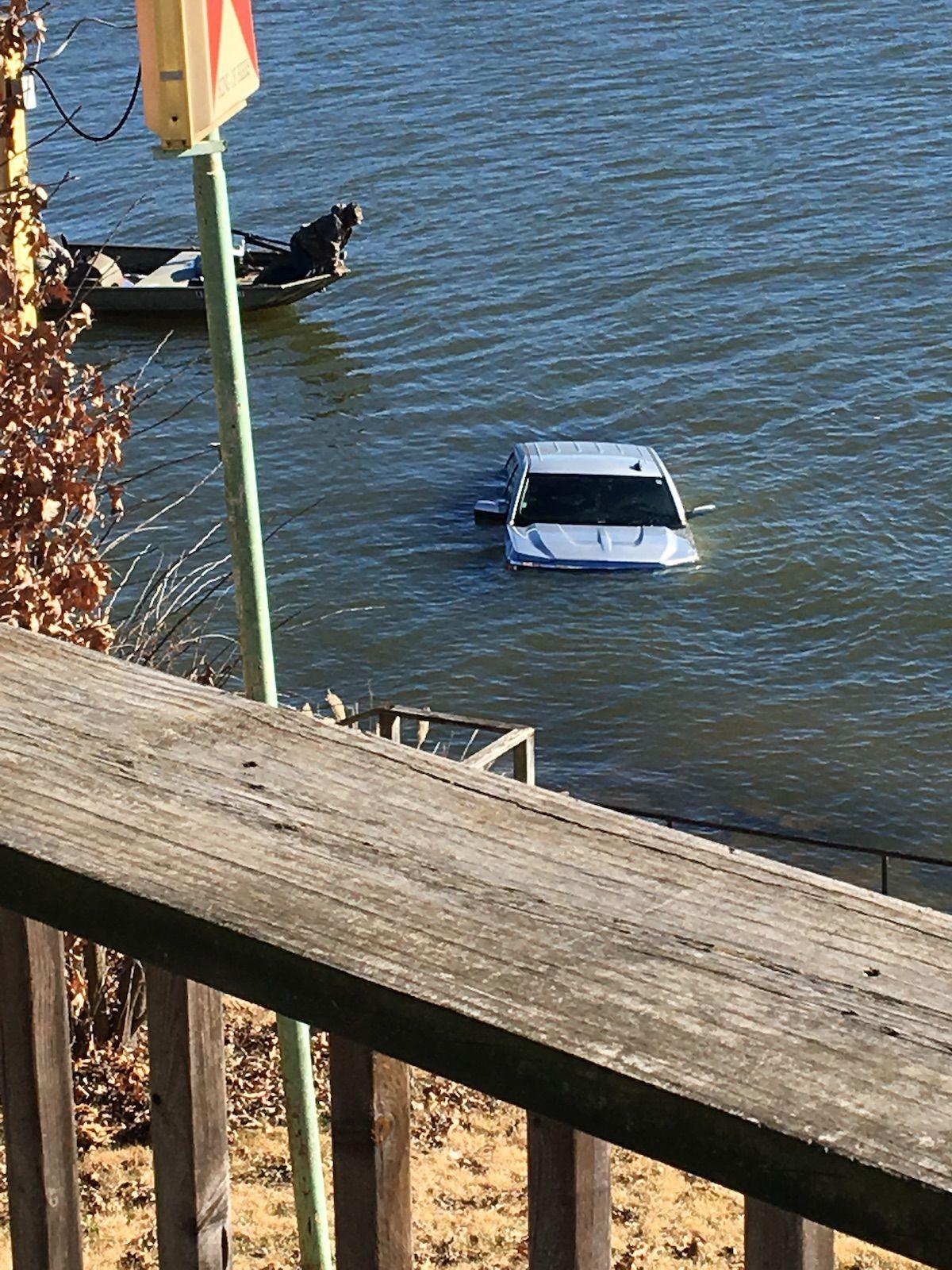 Truck Pulled From Lake Of The Ozarks After Boat Ramp Mishap Boating