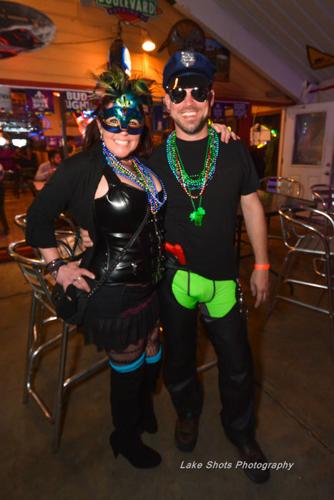MardiGrasPubCrawl 2017 077.jpg