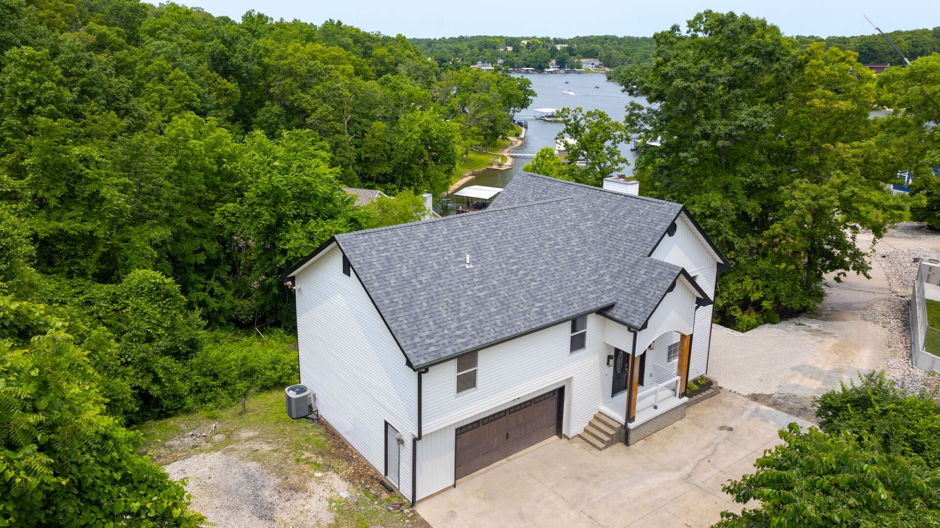 https://www.lakeexpo.com/real_estate/just-listed-check-out-these-3-lake-of-the-ozarks-homes-under-500k/article_4dc3f365-9e0a-49c7-809f-dc3cad45581b.html